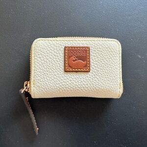 Dooney & Bourke Pebble Grain Zip Around Credit Card Case-White